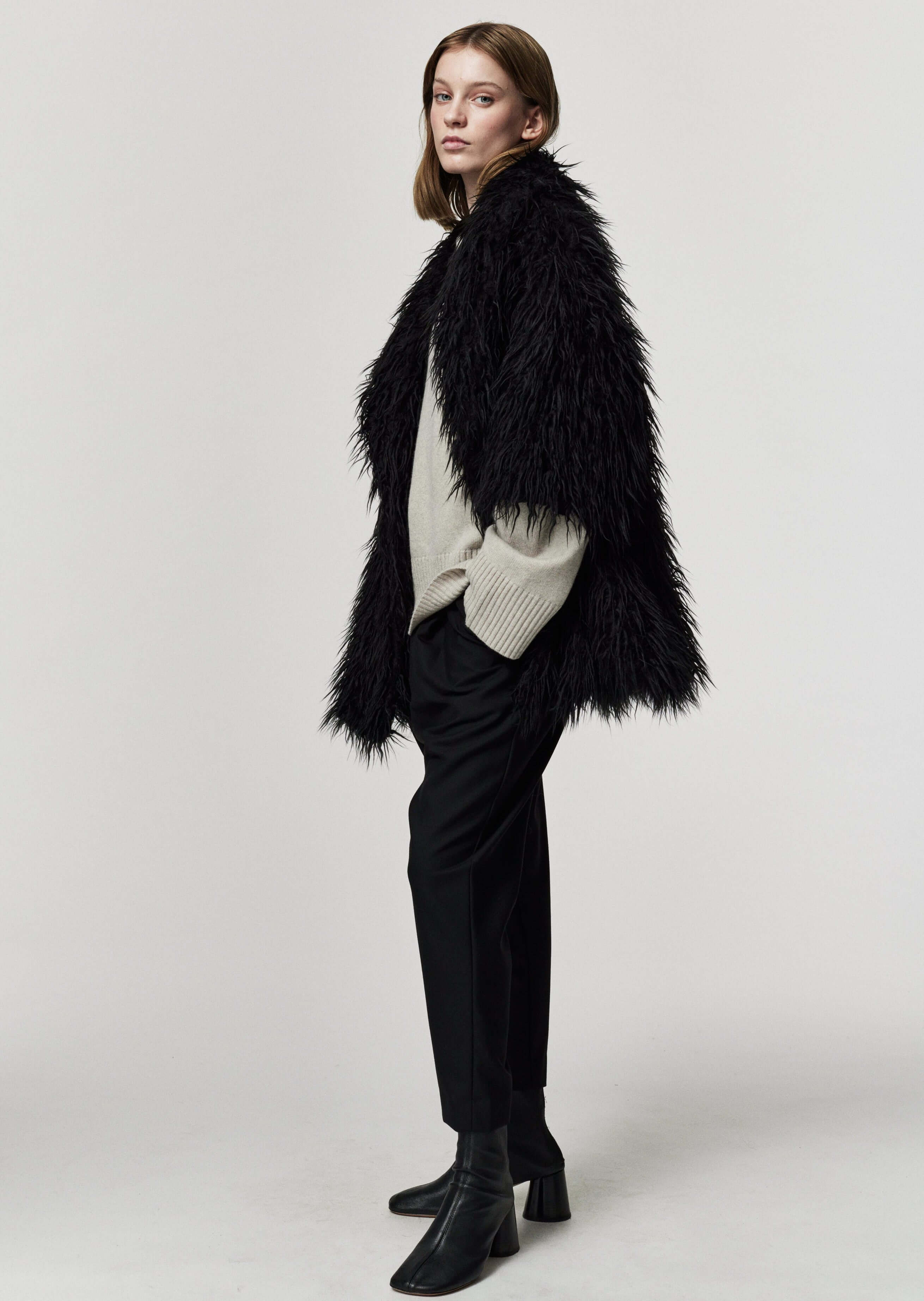 Cap Coat black pile Adnym Atelier