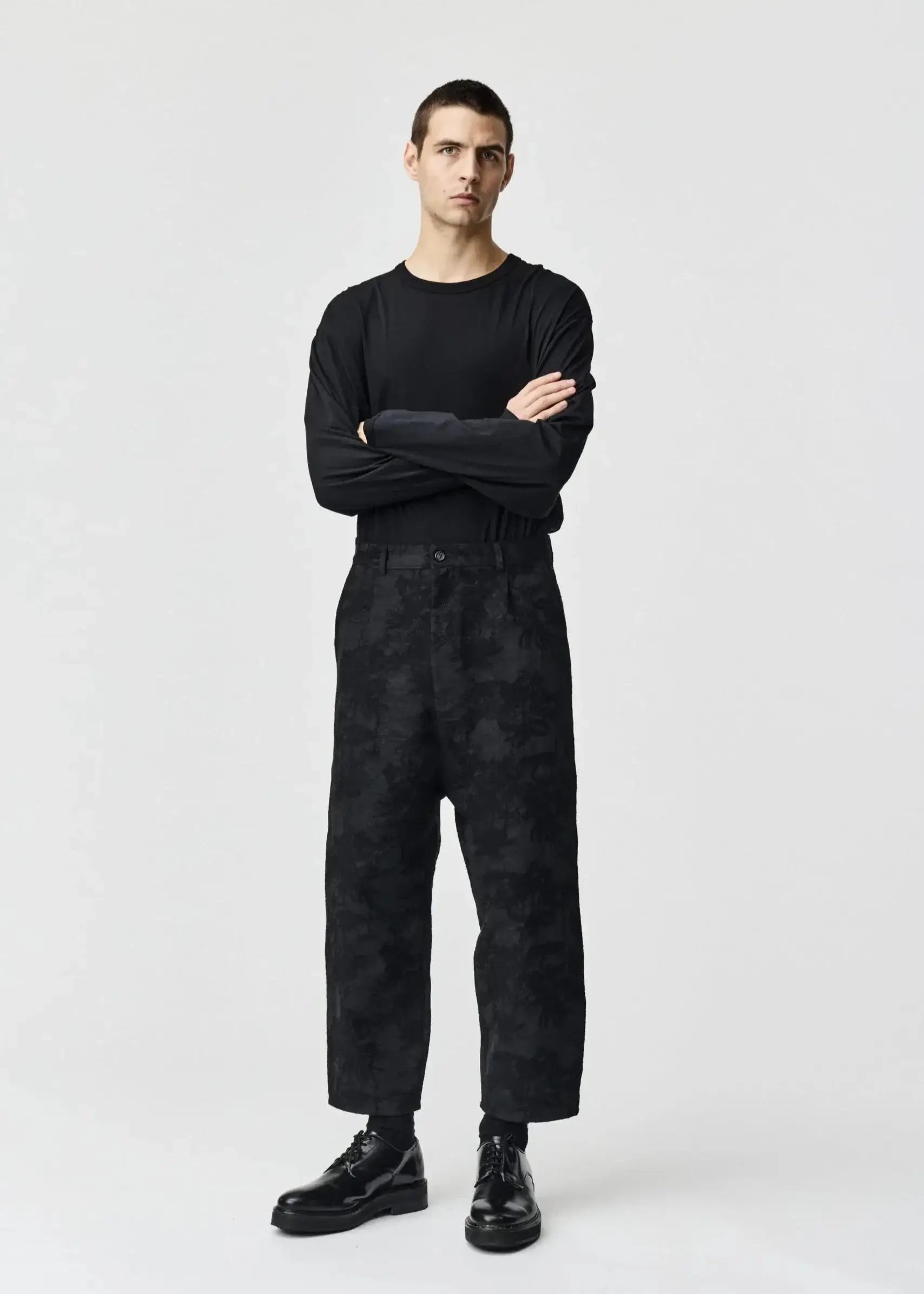 OSOKO-TROUSER_BLACK-JAQUARD-Adnym-Atelier