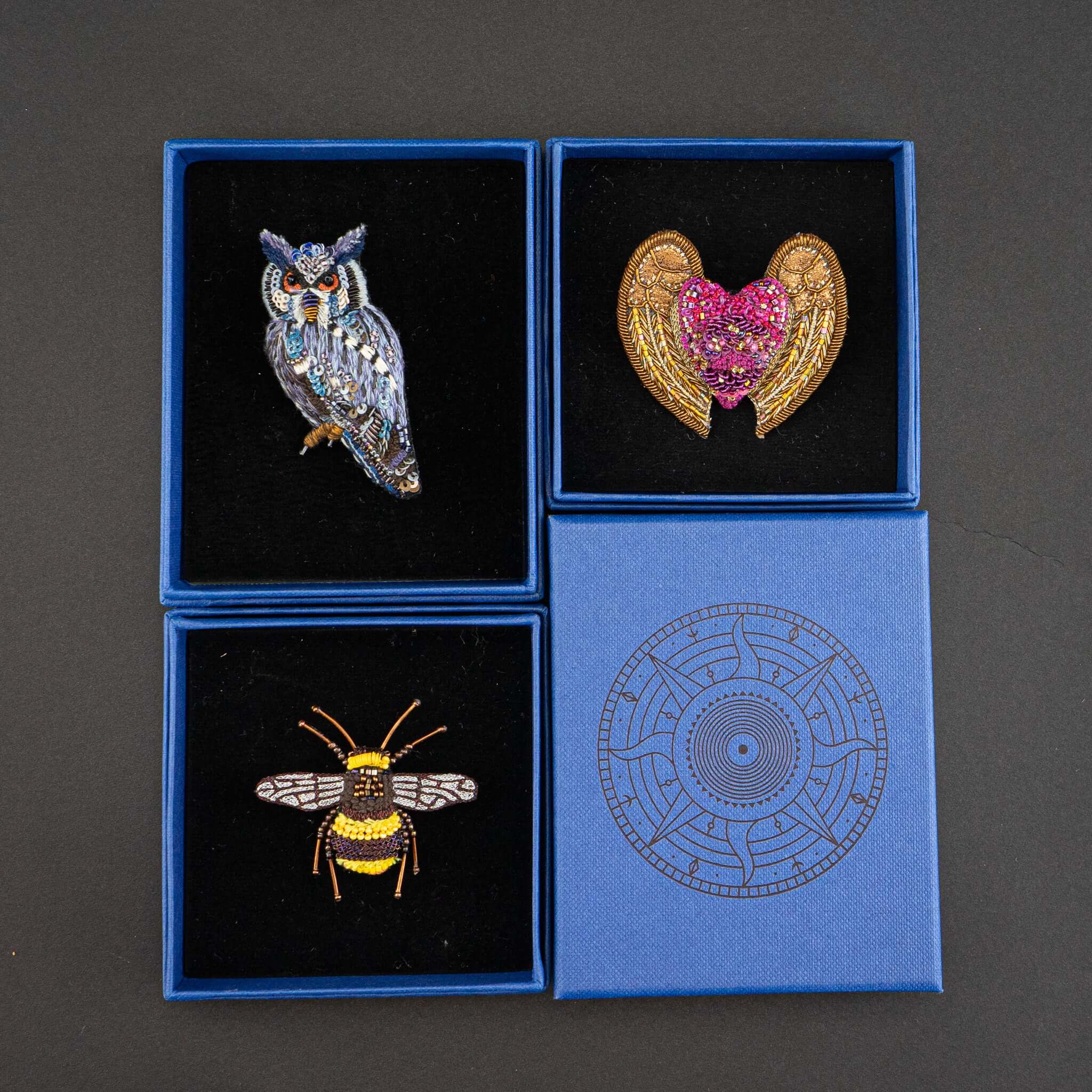 Trovelore-Southern White Faced Owl Brooch Pin