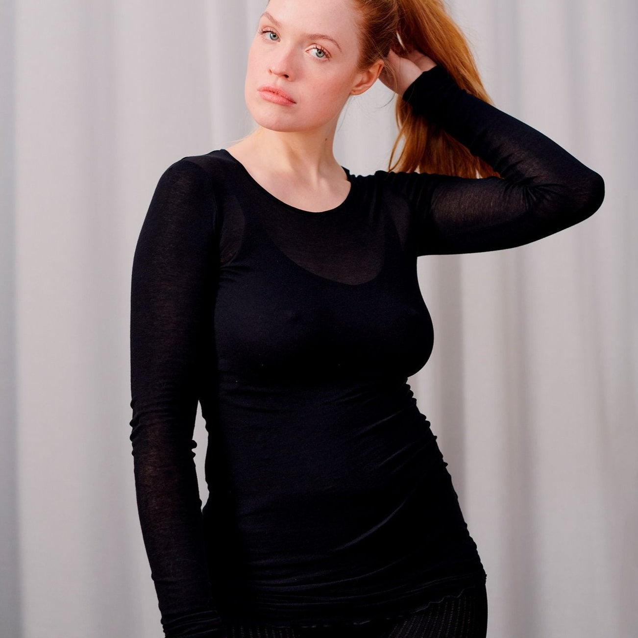Amour Cotton Crew Neck Seamless Basic