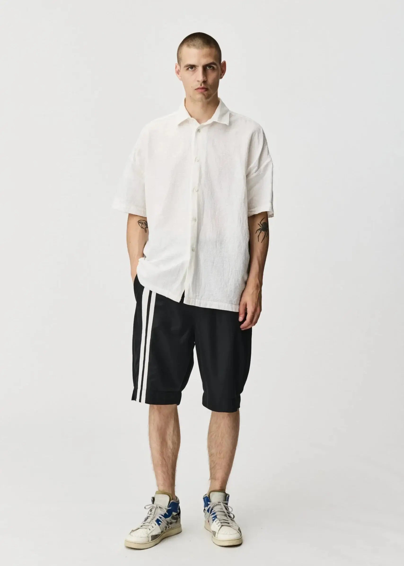 SURI-SHIRT_NATURAL-WHITE-Adnym-Atelier