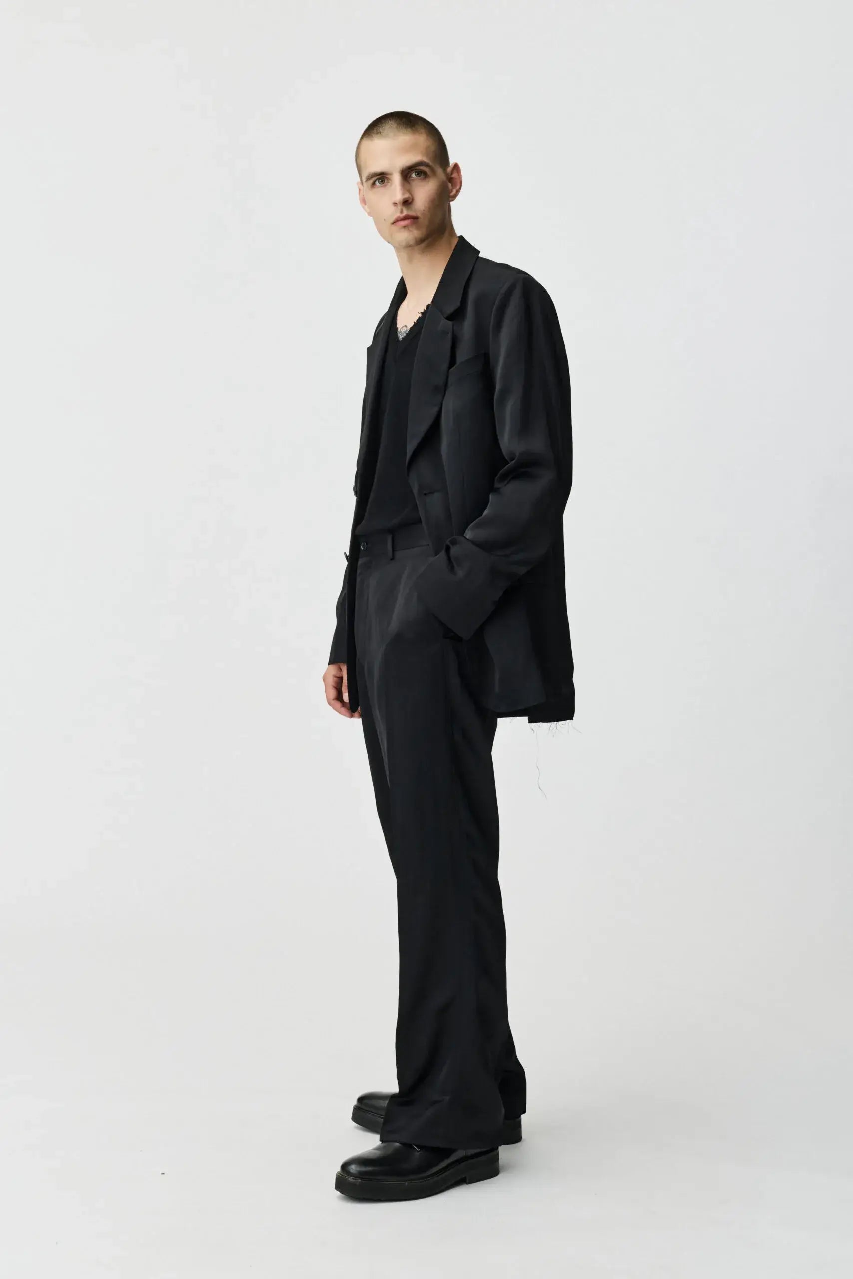 CYRUS-JACKET_BLACK-SATEEN-Adnym-Atelier