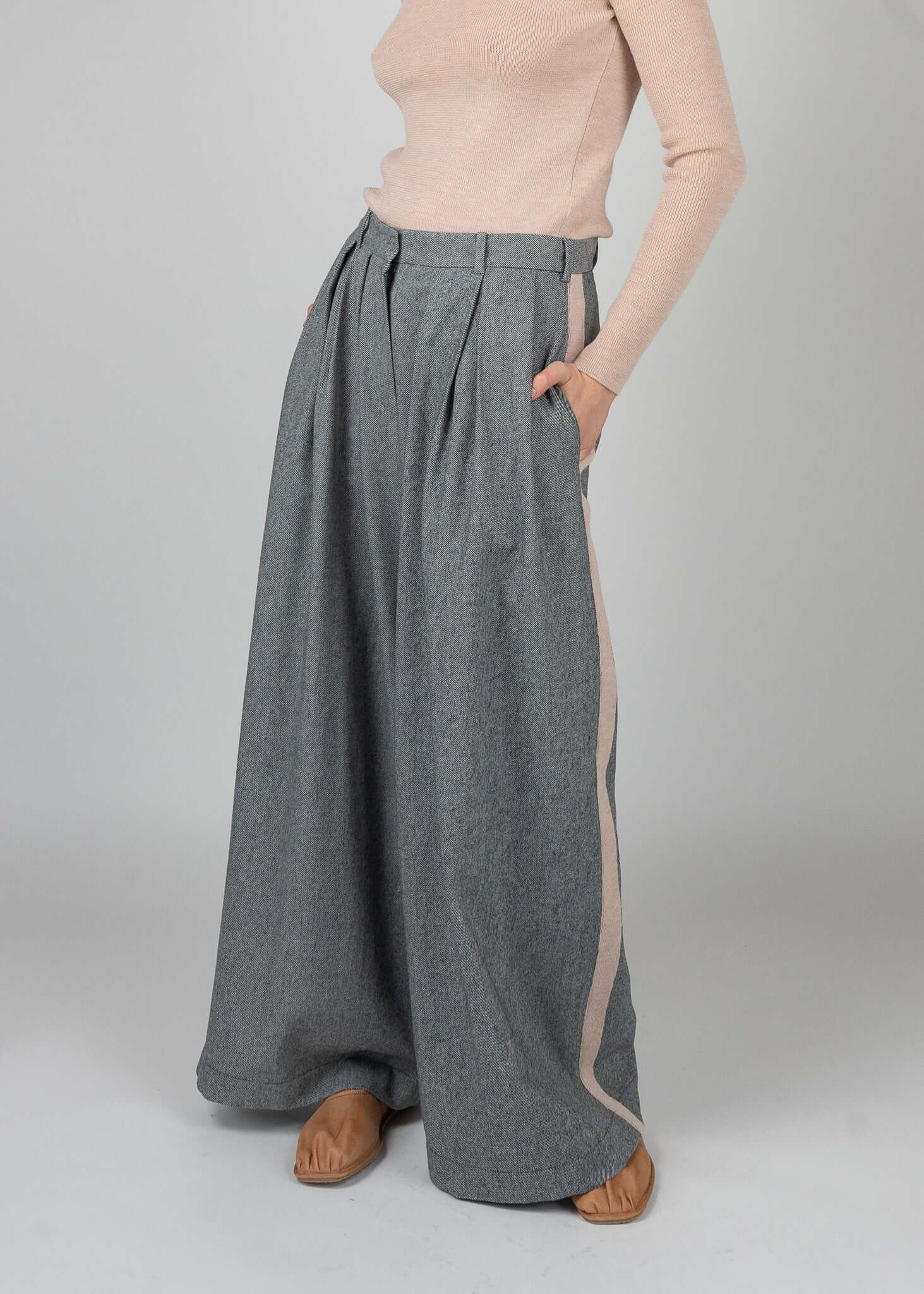 modus vivendi-pleated trousers MARGO