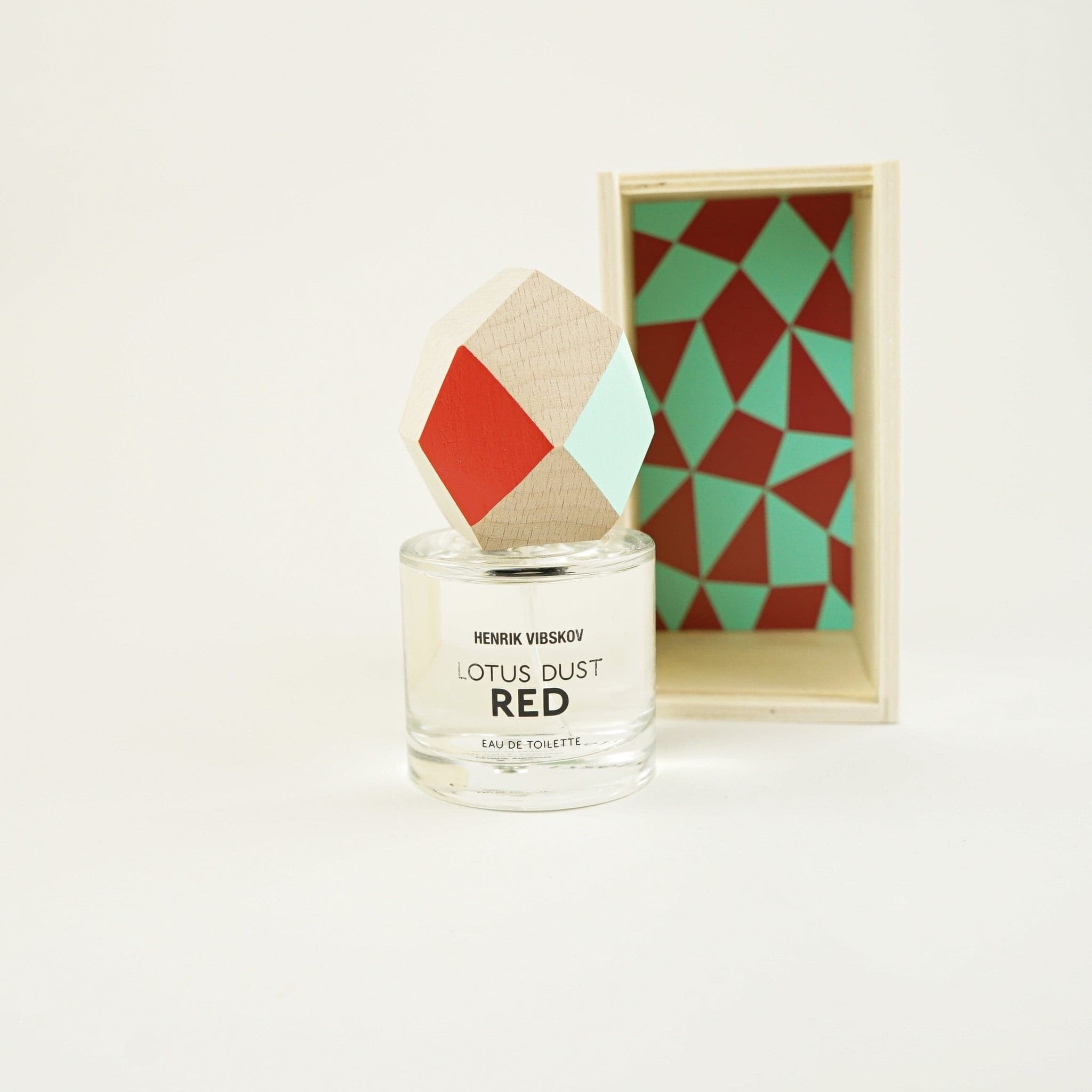 Lotus Dust Red Parfum Henrik Vibskov